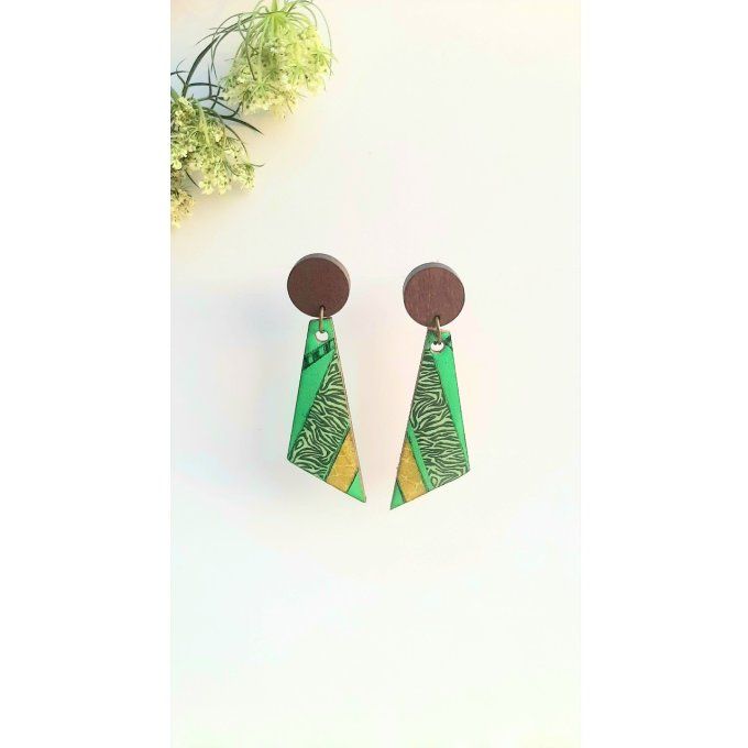 Boucles d'oreilles en bois .